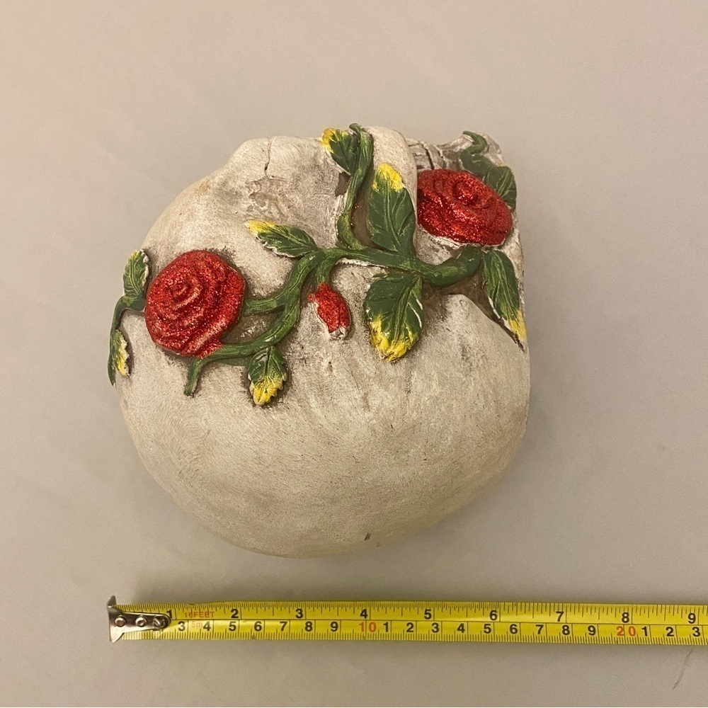 Skull With Roses Figurine Day Of The Dead Sugar Skull Glitter Flowers Decor - Picture 10 of 11